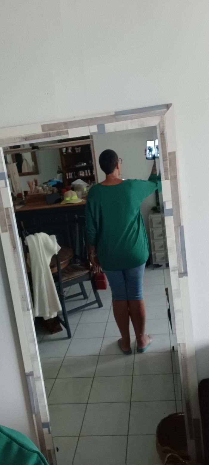 Très jolie blouse avec des fleurs femme T U - photo numéro 8