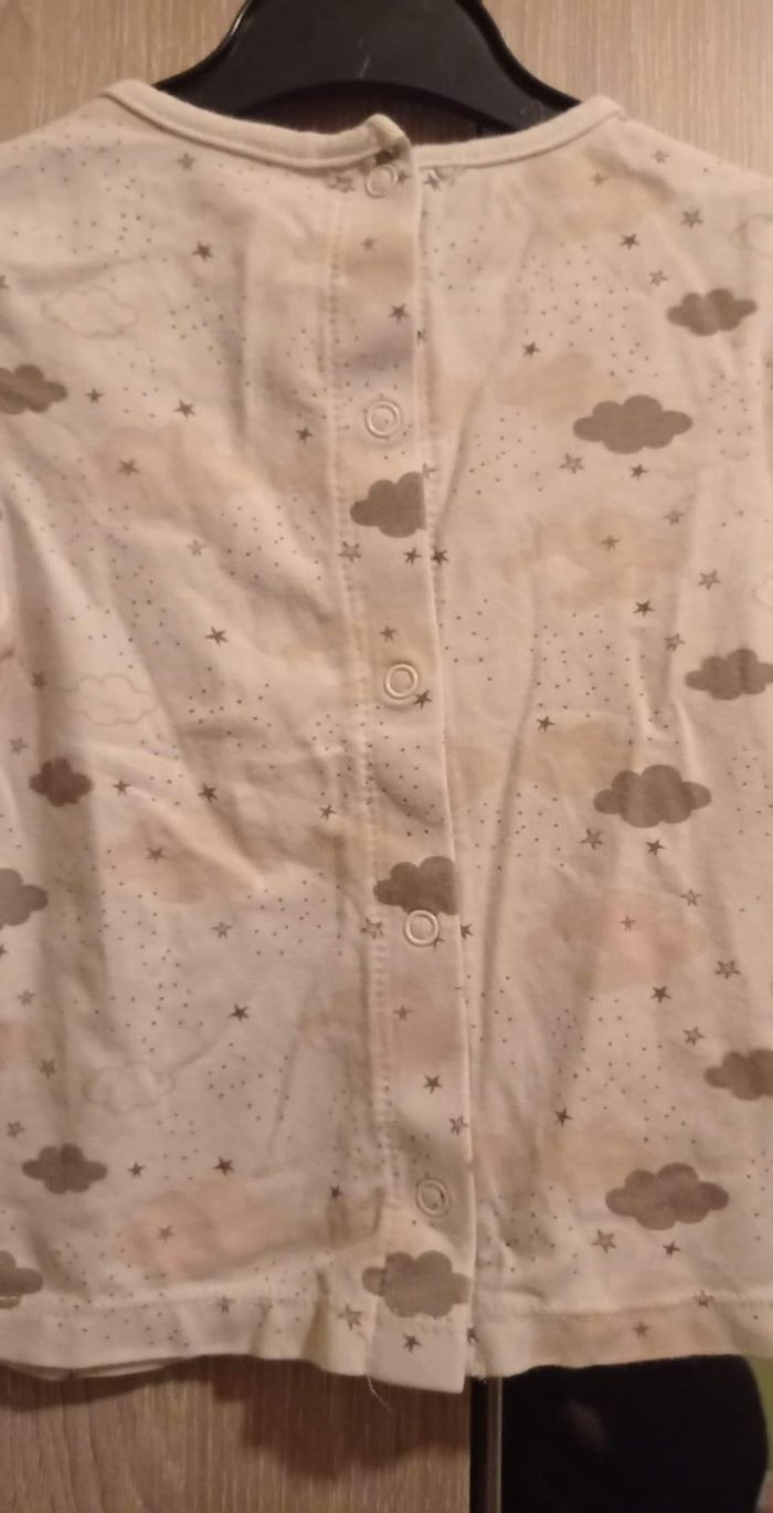 T-shirt manches longues taille 12 mois - photo numéro 7