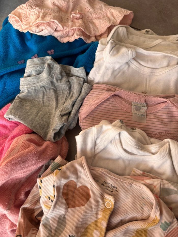 Lot 10 pièces 3/6 mois - photo numéro 2