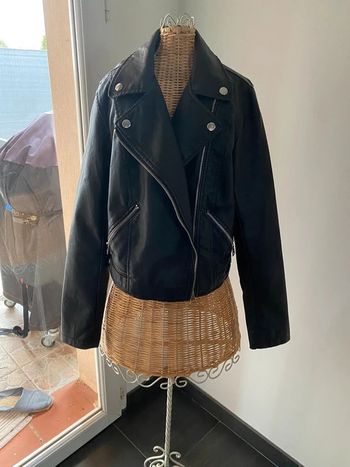 Perfecto noir en simili cuir Primark taille 32
