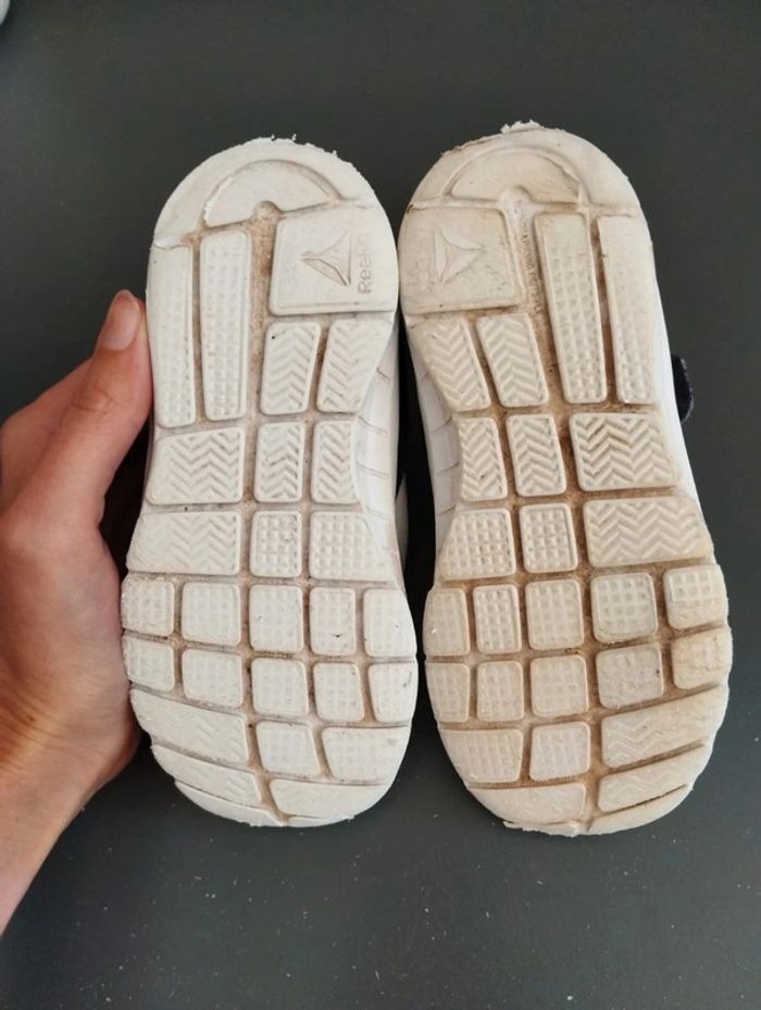 👟 Basket a scratch Reebok Pointure 24.5👟 - photo numéro 4