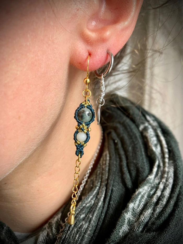 Boucles d’oreilles pendantes dépareillées macramé pierre Jaspe, Amazonite - photo numéro 4