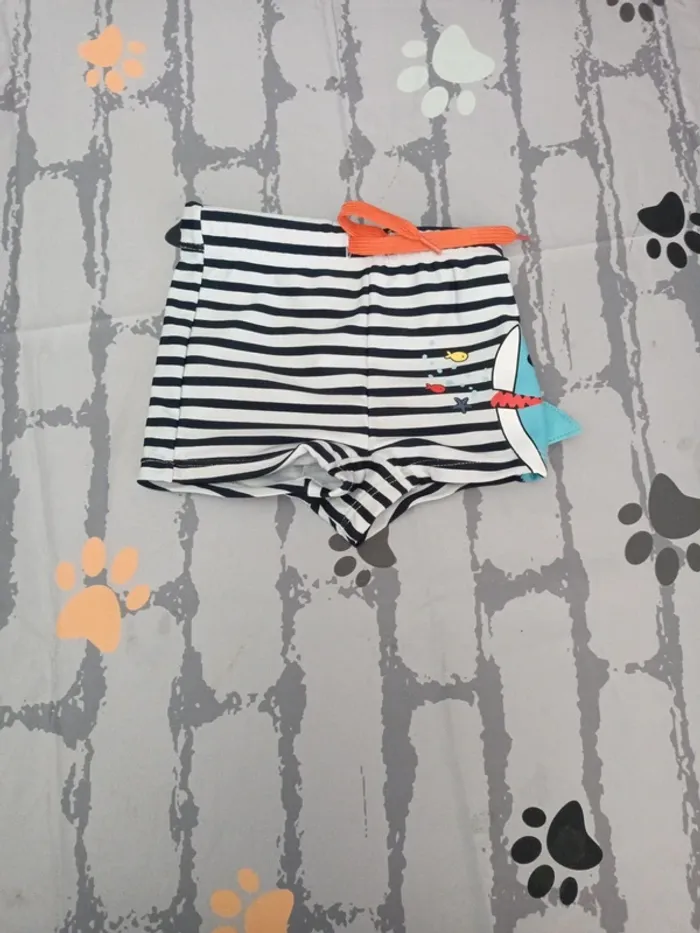Maillot de bain garçon 18 mois très bon état Gémo