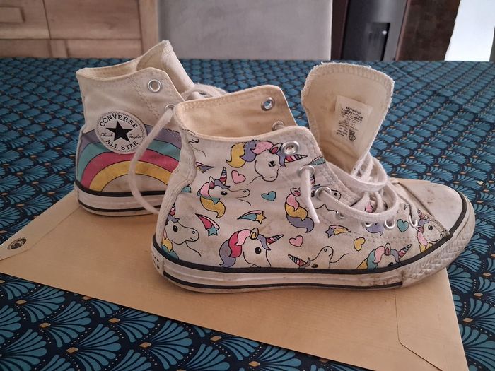 Converse licorne fille taille 35 - photo numéro 3
