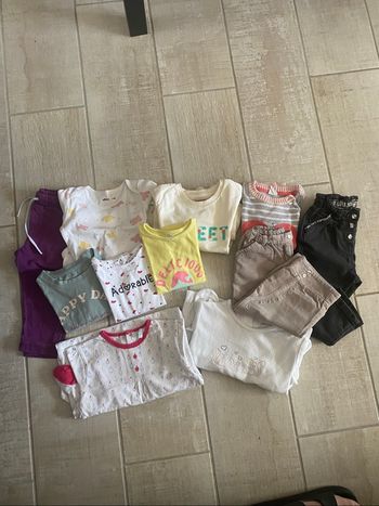 Lot vêtements fille 24 mois