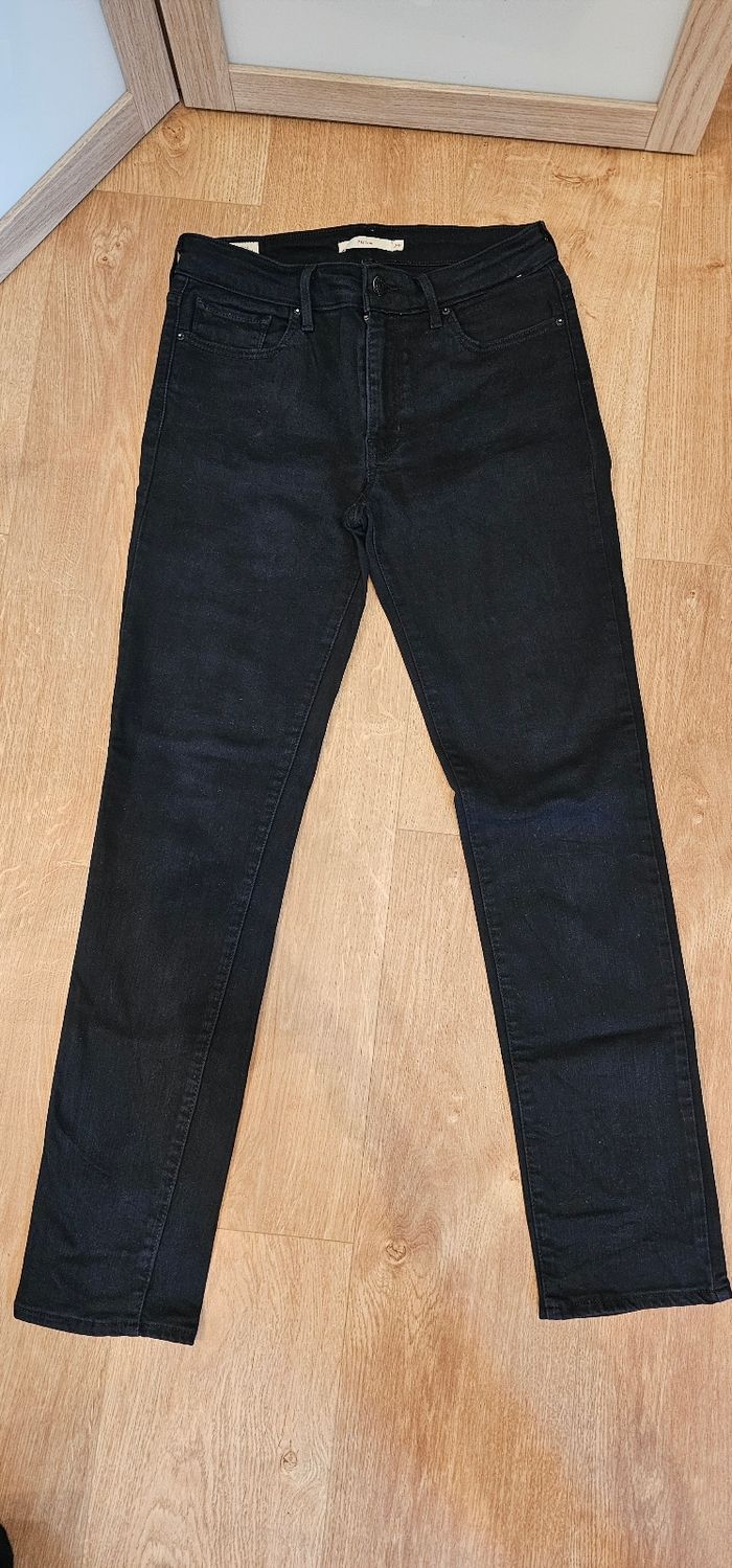 Levi's 712 noir w29 L30 - photo numéro 2