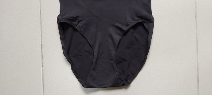 Culotte gainante figurformend XL - photo numéro 3