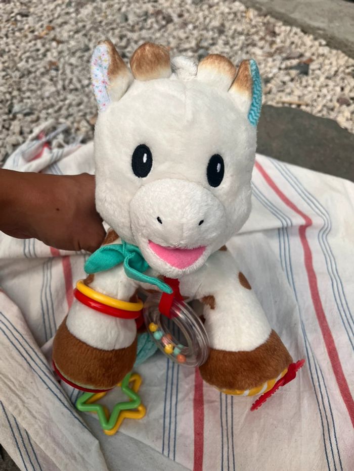 Peluche d’activité Sophie la Girafe