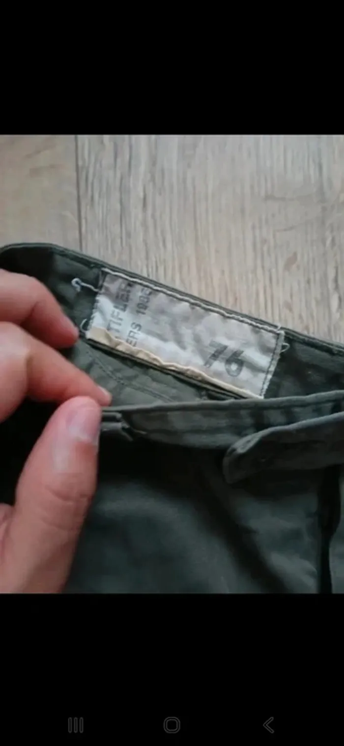 Short militaire vintage kaki 40 - photo numéro 2