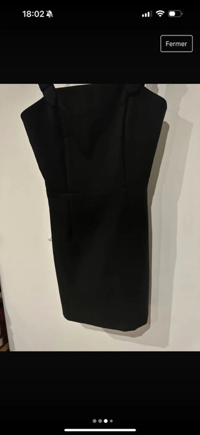 Robe noire - photo numéro 3
