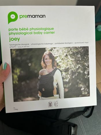 Porte bébé physiologique