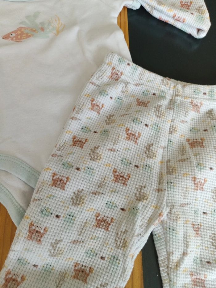 Ensemble pantalon + body + bonnet - photo numéro 2
