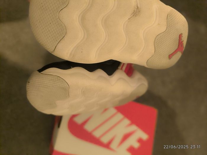 Basket Nike unisexe T21 - photo numéro 2