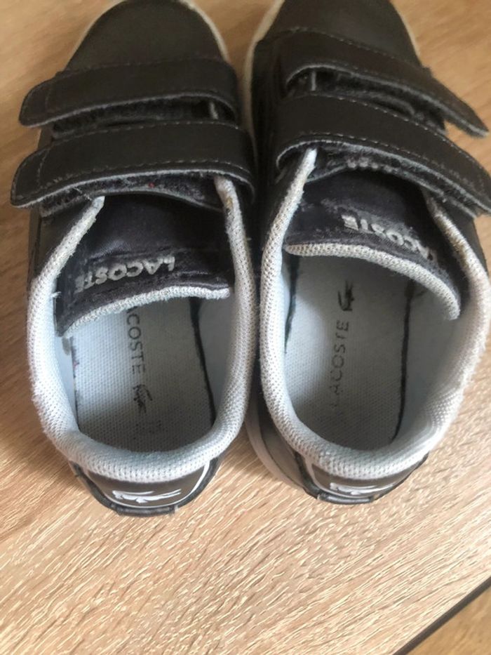 Basket Lacoste Taille 25 - photo numéro 4