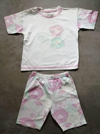 Pyjama short et t shirt Taille 4 ans