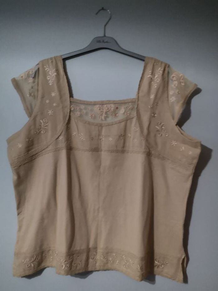 Tunique Celaia. Taille 54. Neuve sans étiquette.