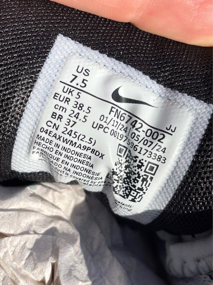 Nike Vomero 5 argenté / gris - photo numéro 11