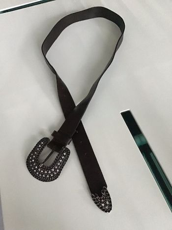 Ceinture vintage boucle métal et strass