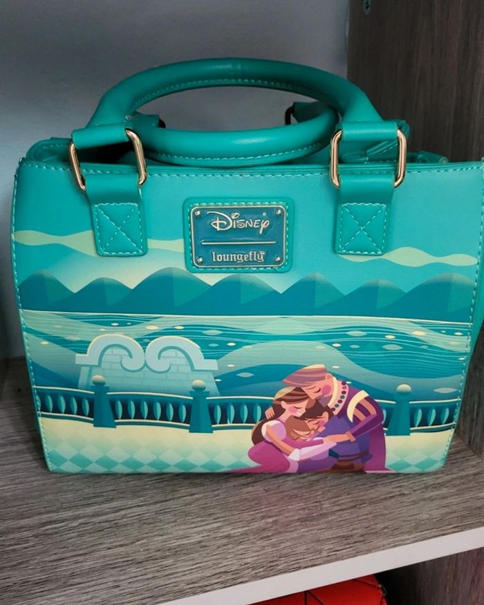 Sac loungefly Raiponce neuf - photo numéro 6