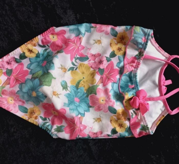 Maillot de bain 24-30 mois - photo numéro 3