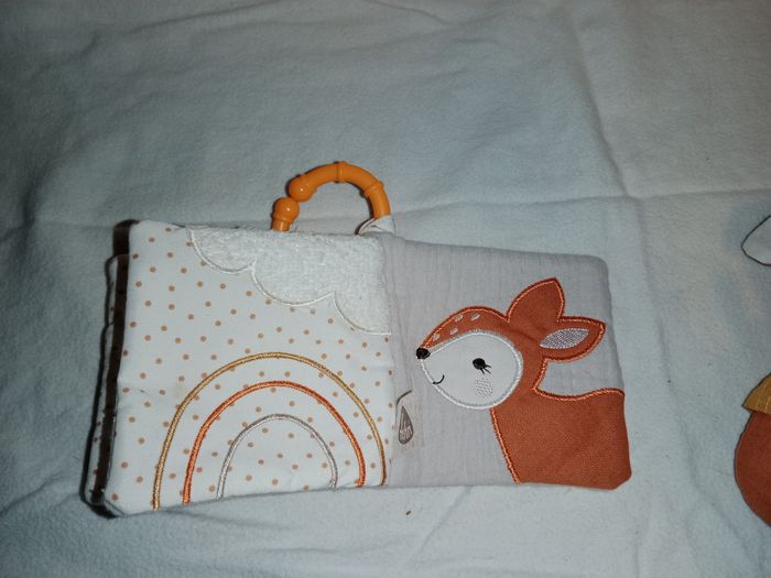 Lot jouets d'éveil en tissu - photo numéro 4