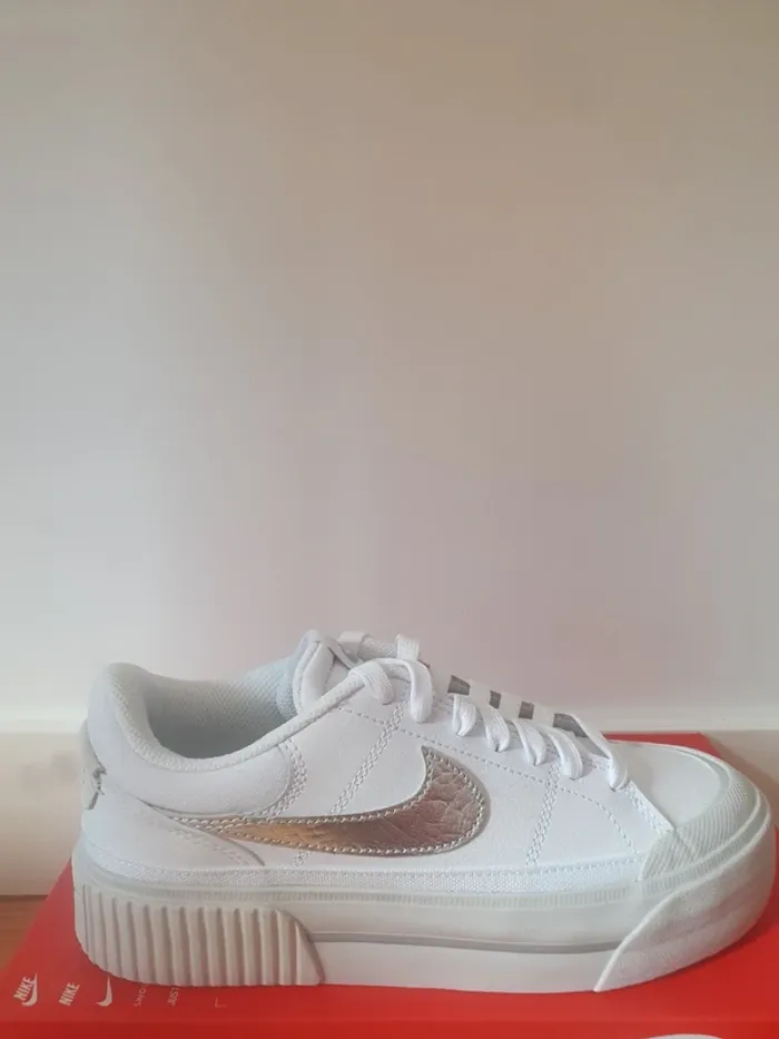 Nike Plateforme Legacy (36)