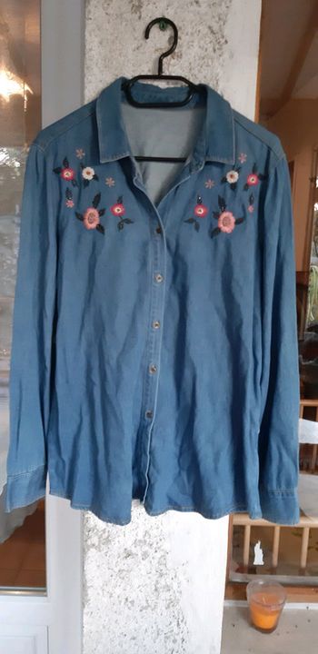 Chemisier jeans motif fleur