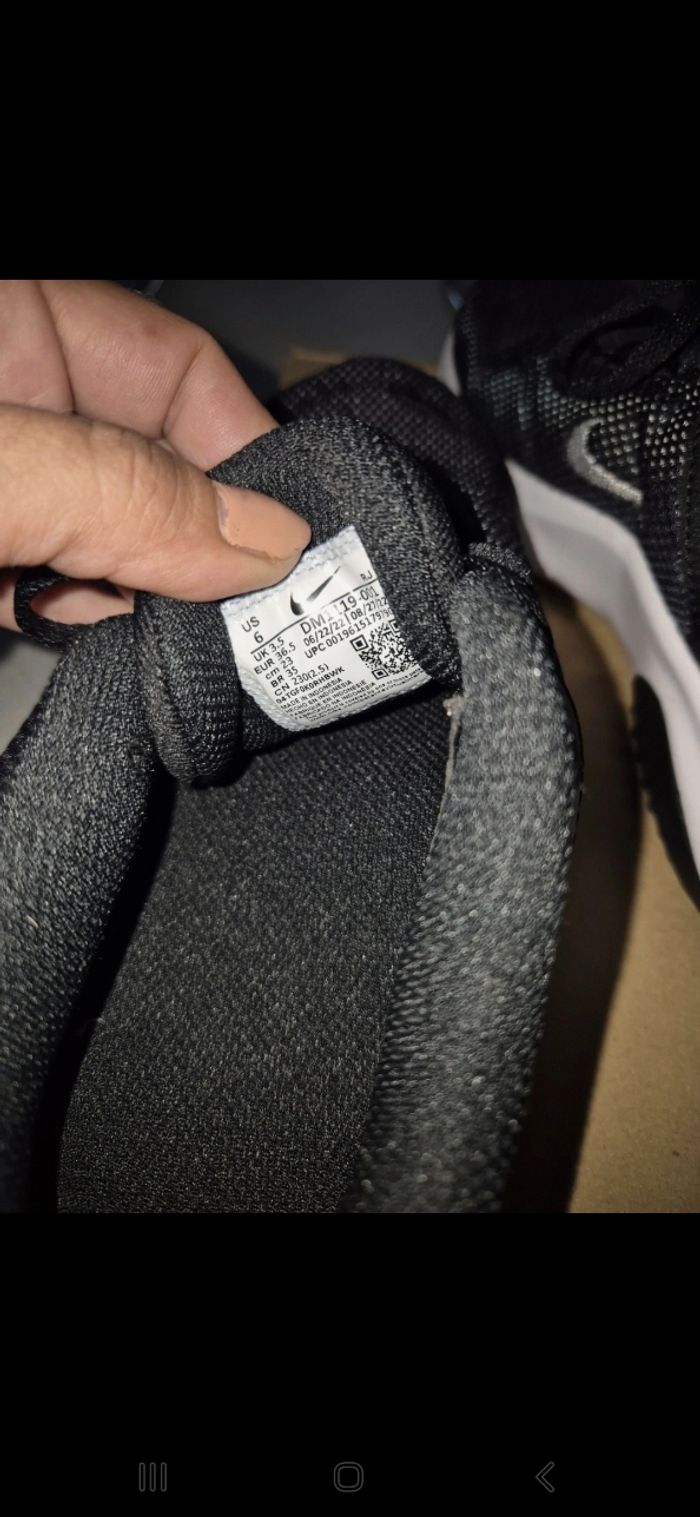 Baskets nike - photo numéro 5