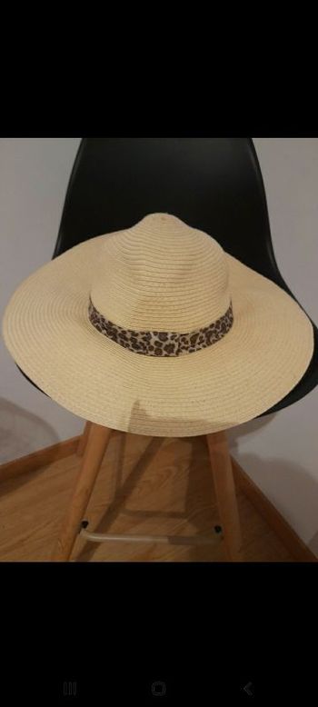 Chapeau