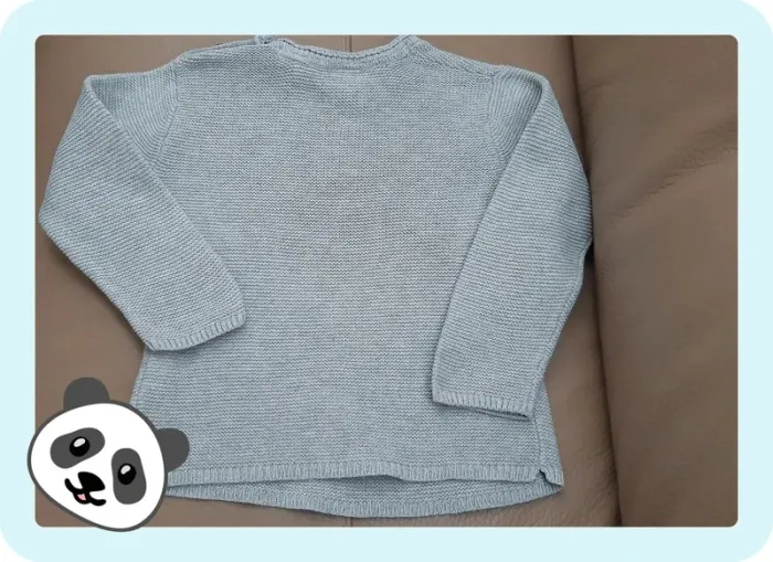 Pull Zara gris 3 boutons 2/3 ans (98cm) en très bon état - photo numéro 2