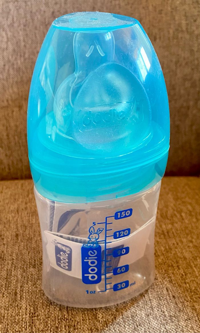 Lot Biberon et tétine neufs