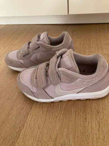 Nike vieux rose taille 30