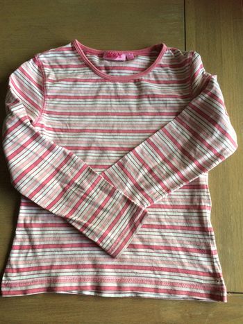 T-shirt à rayures 8 ans