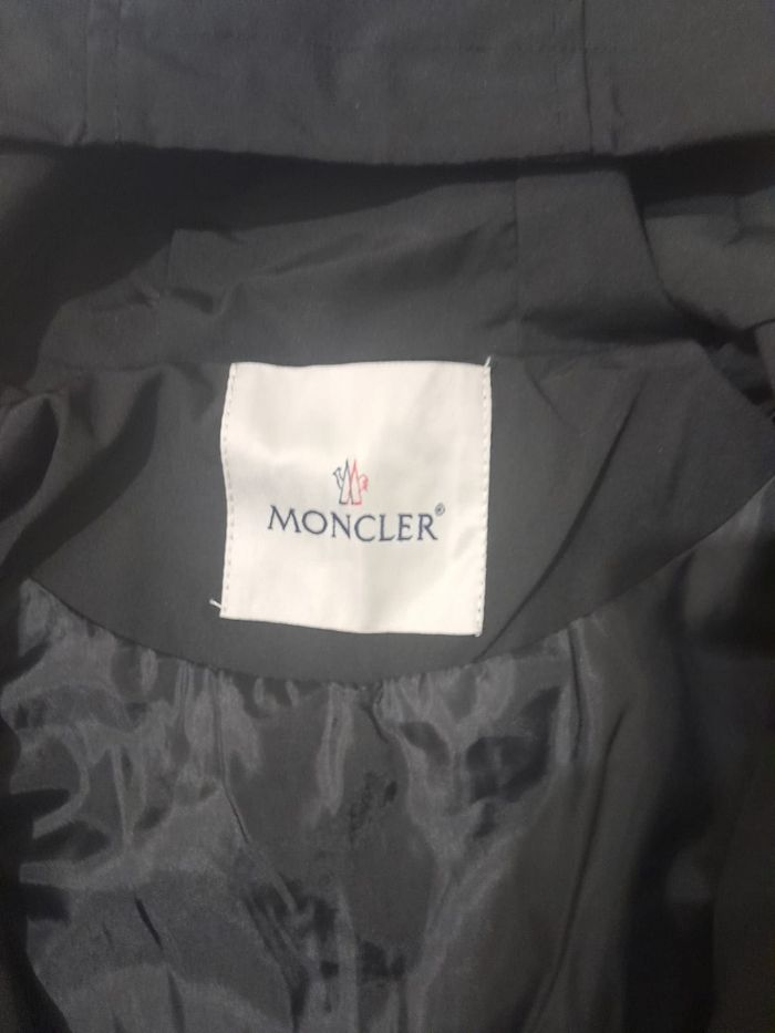 Veste coupe vent  Moncler Neuf Taille M - photo numéro 5