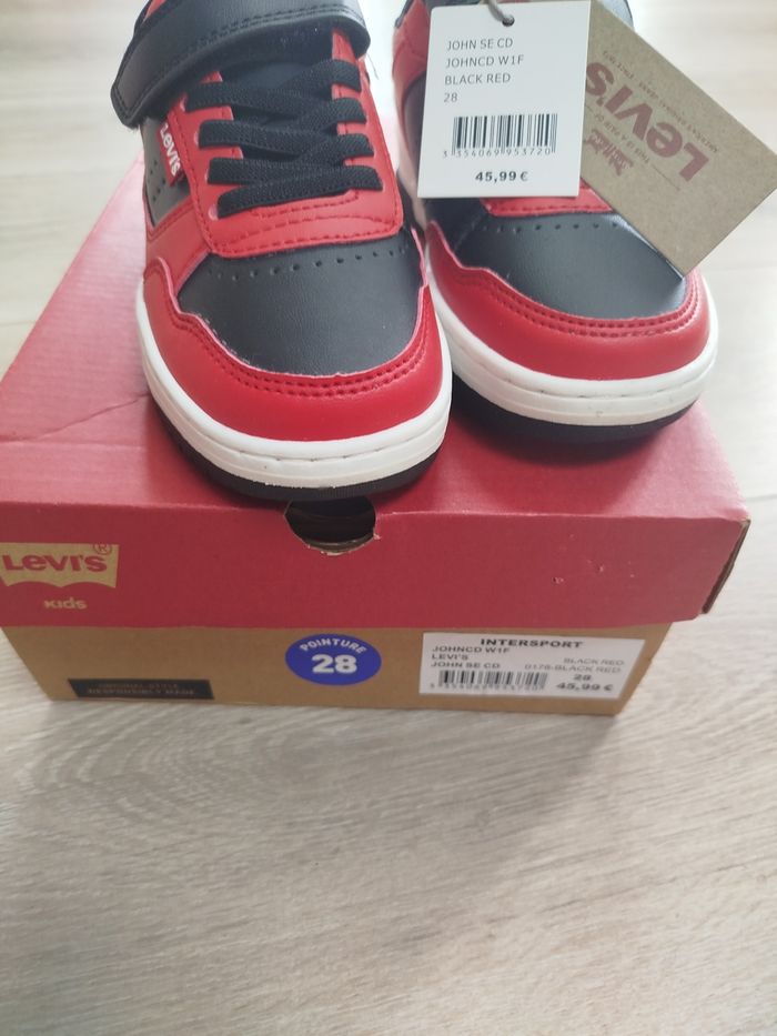 🦎 basket Levi's pointure 28 neuf 🦎 - photo numéro 5