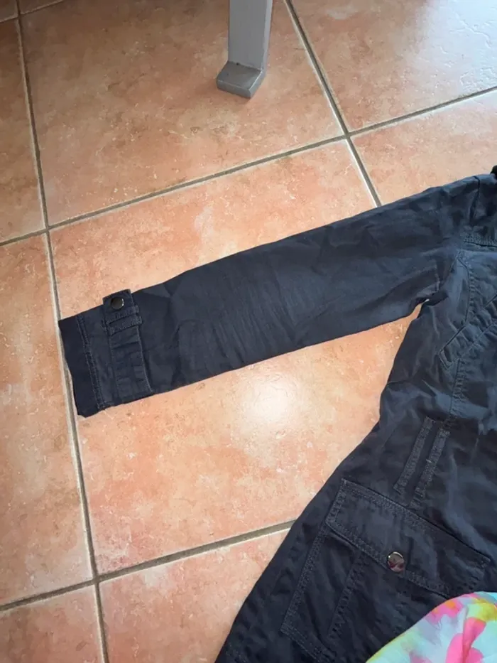 Veste noire - photo numéro 3