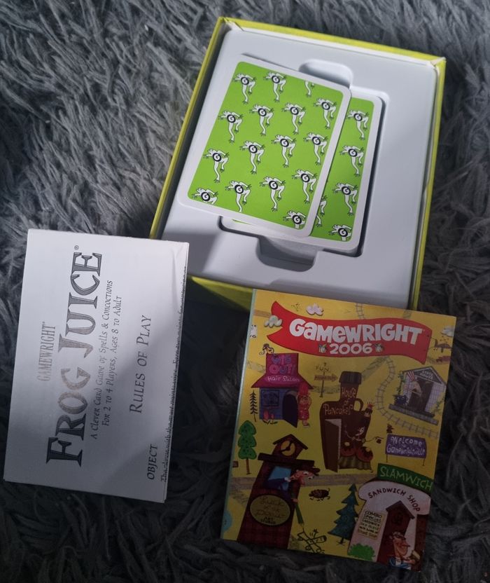 Jeu de carte Frog Juice à partir de 8ans - photo numéro 4