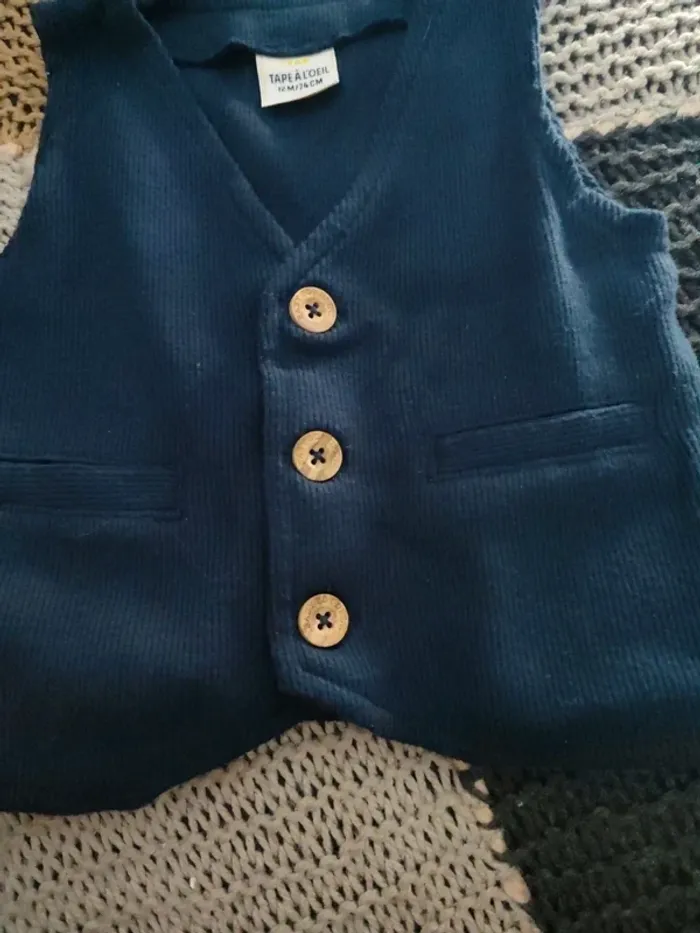 Veste habillée sans manches 12 mois - photo numéro 2