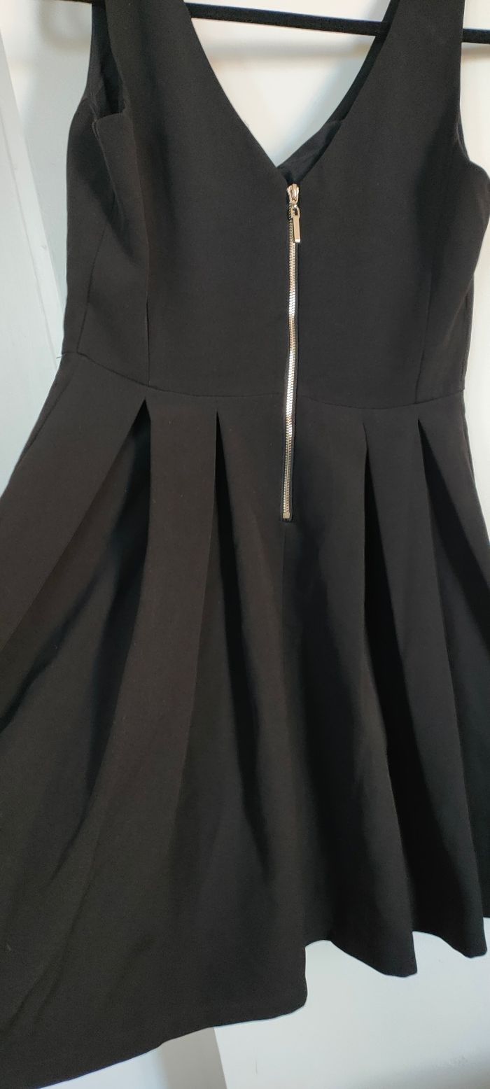 Robe noir - photo numéro 4