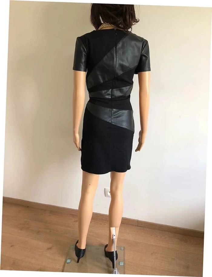 Robe noire à manches courtes avec simili cuir Only taille 38 TBE (taille petit) - photo numéro 9