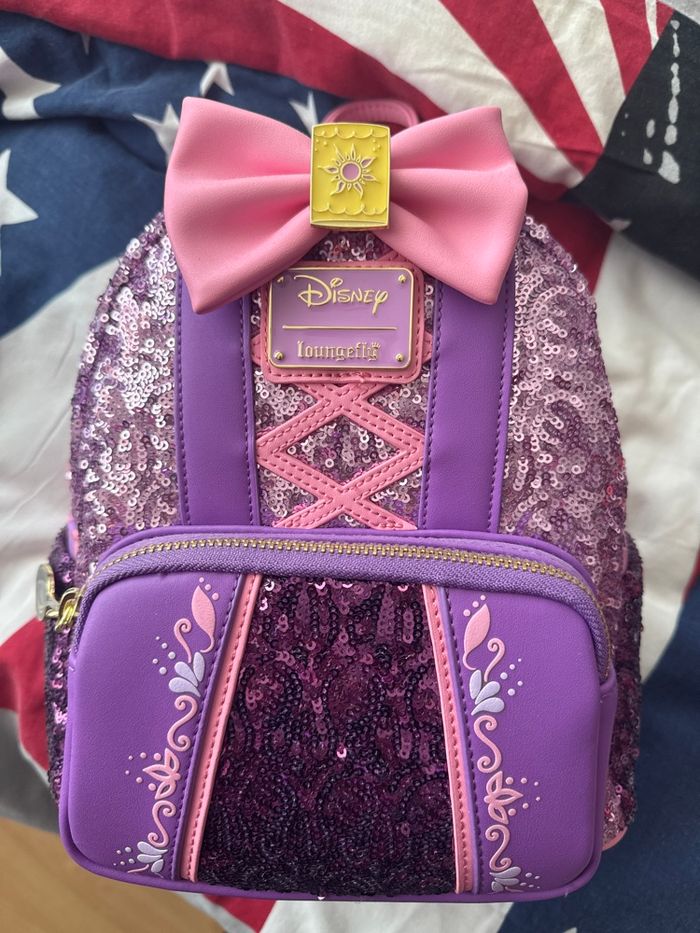 Loungefly sequin raiponce Disney