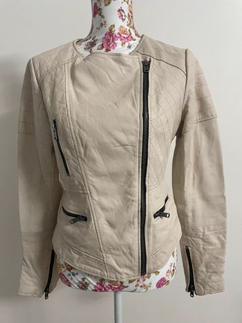 Blouson style motard blanc cassé Bershka