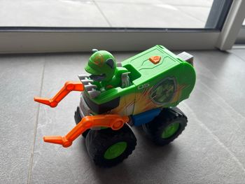 Pat Patrouille Véhicule Figurine Rocky Rescue Wheels Voiture Tout-Terrain avec 1 Projectile