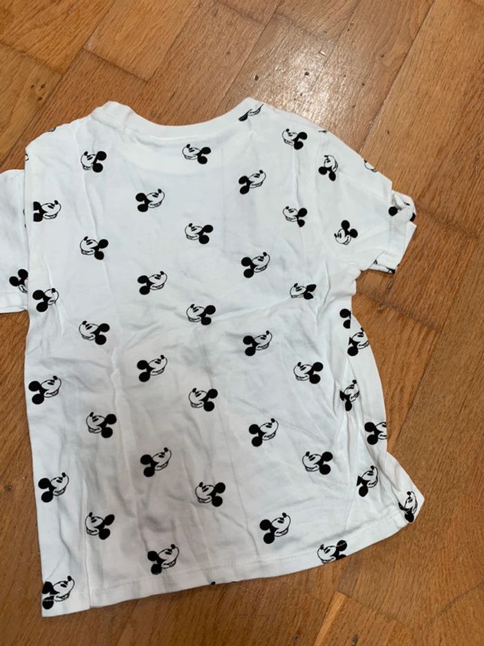Tee shirt Mickey 18 mois - photo numéro 2