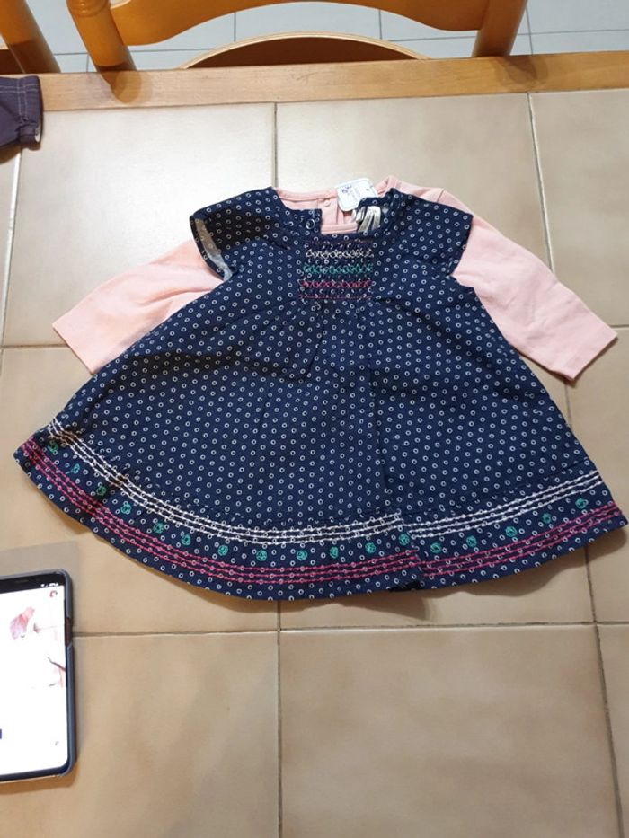 Robe sans manche et tee shrit manches longues orchestra 3 mois