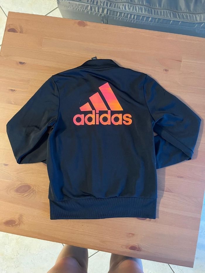 🤩😍🩷🩷 superbe Survetement ADIDAS 8 ans fille 🩷🩷🤩😍 - photo numéro 3