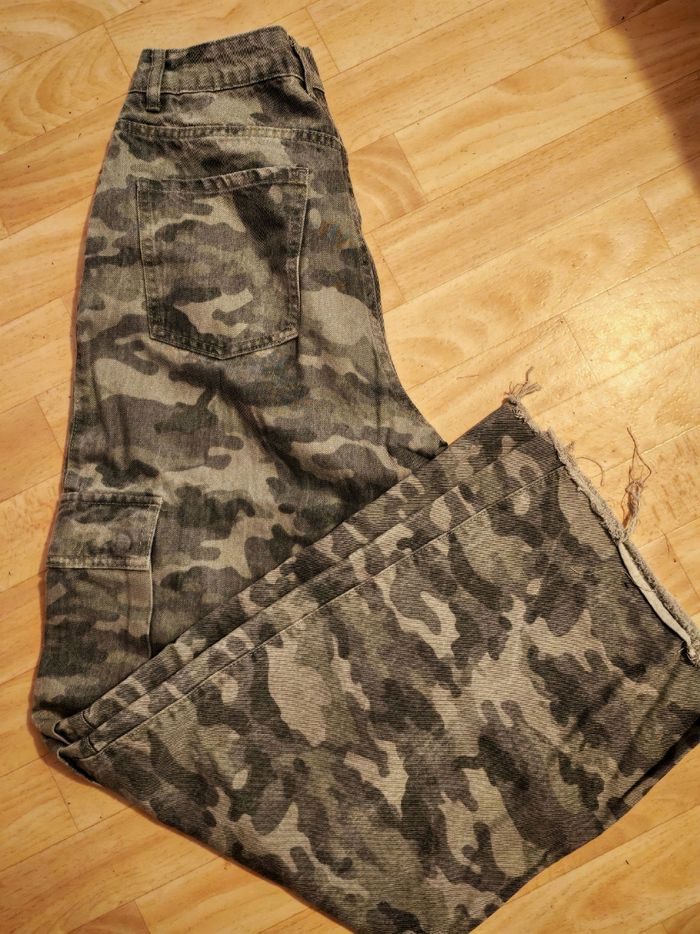 ✨ Pantalon wide leg camouflage – KIABI – Taille 38 ✨ - photo numéro 4