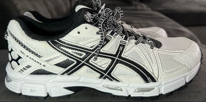 Asics Gel Kahana 8 blanches/noires – pointure 45 - photo numéro 5
