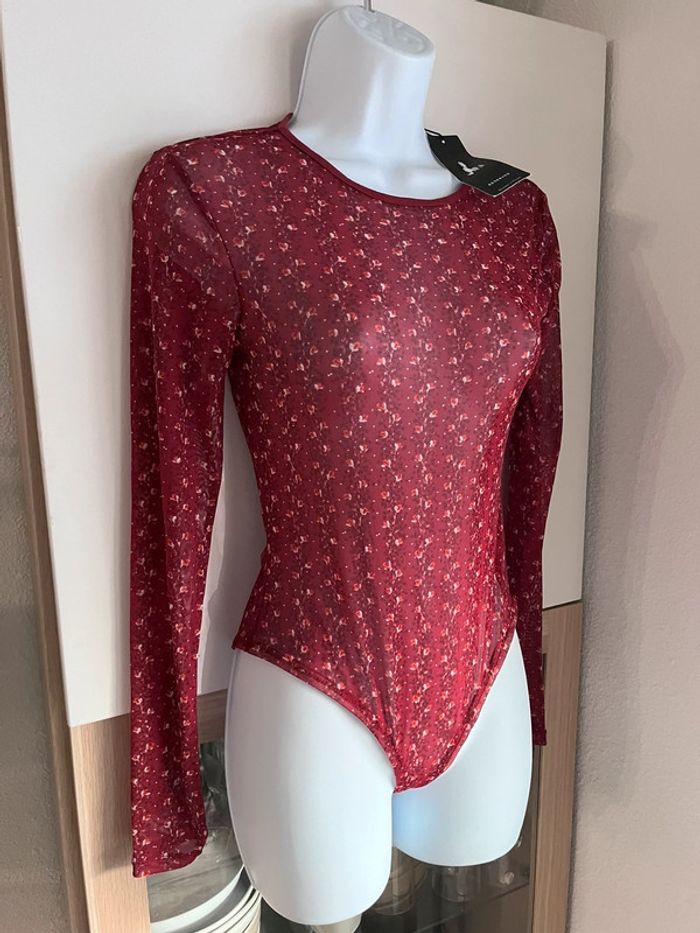 Body sali transparent fleuri