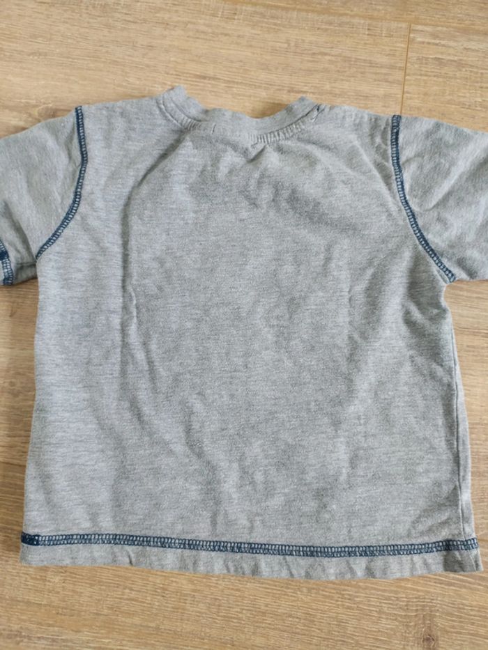 Tee-shirt 2 ans - photo numéro 2